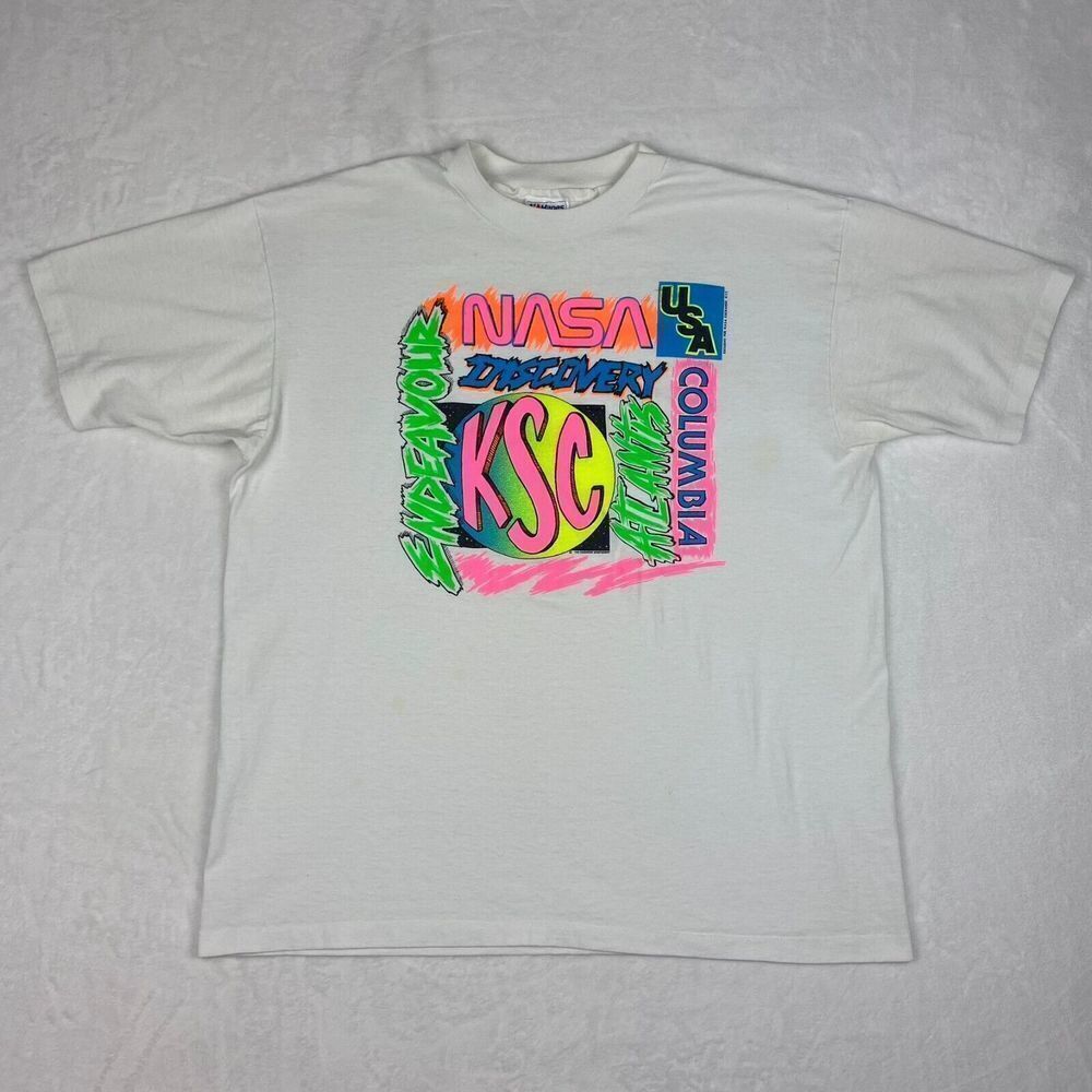 Vintage Hanes 90's Graphic Shirt Nasa Colorful Adult Extra Large Short Sleeve